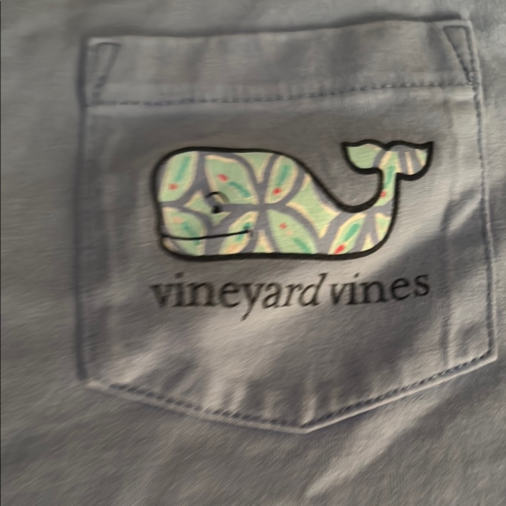 Vineyard Vines periwinkle T-Shirt with Whale Logo